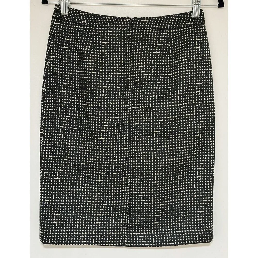 Tory Burch Black/Beige Women’s Wool/Silk Blend Short Length Skirt Size 4
